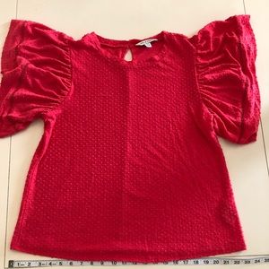 Beautiful sleeves, red top